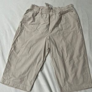 Karen Scott womenswear capri pants